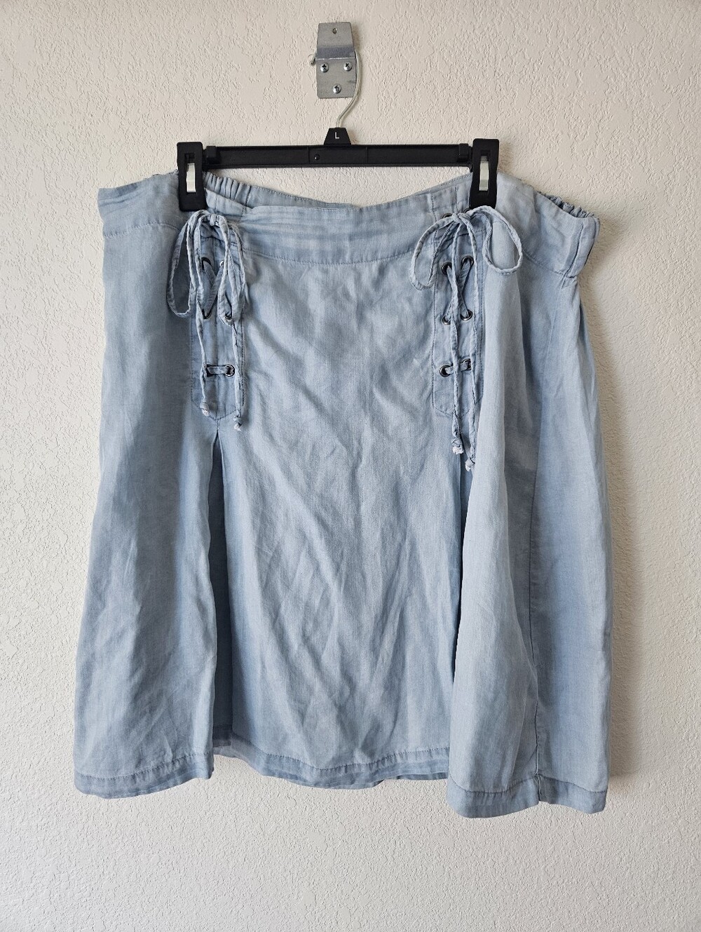 Torrid Light Blue Tie-Detail Women’s Skirt Size 18